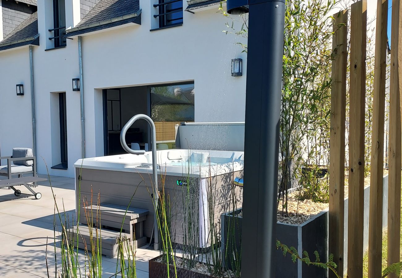 Ferienhaus in Locmariaquer - Ti Ar Ch'astel Maison 12 personnes Locmariaquer